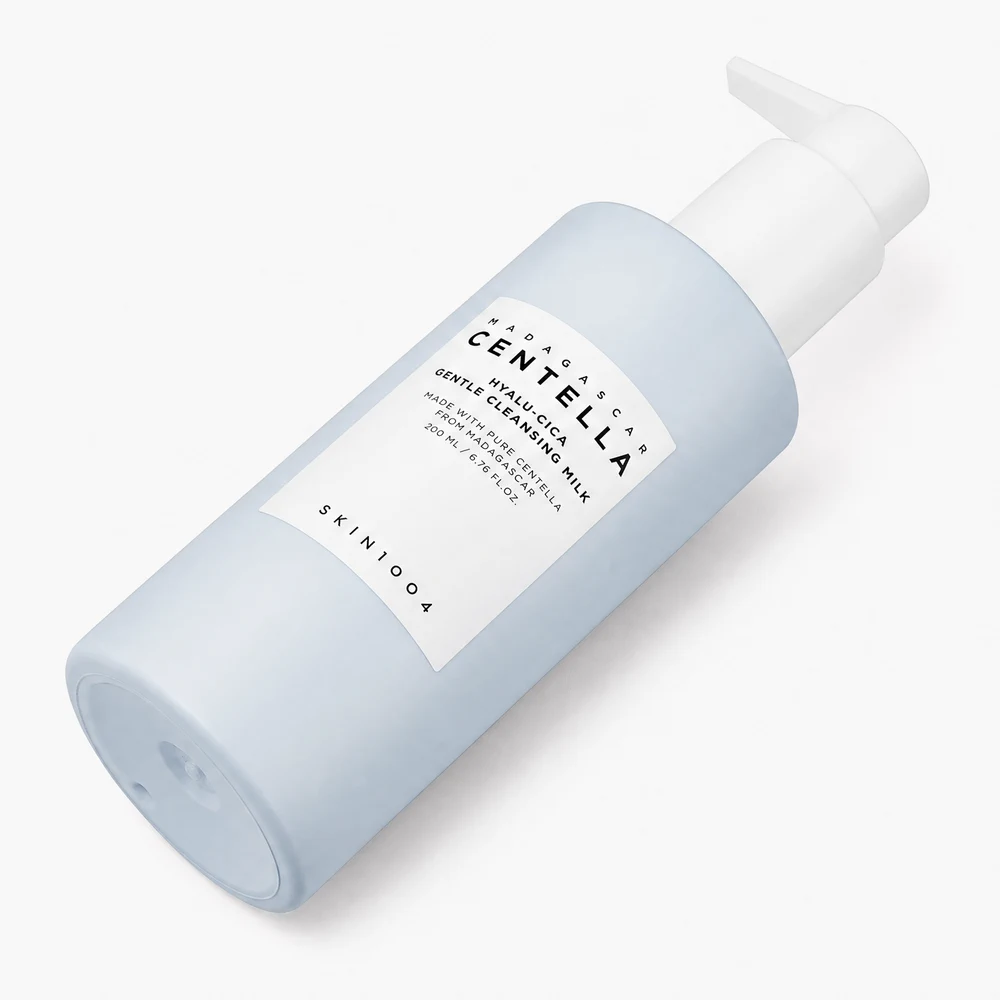 Мягкое очищение — очищающее молочко SKIN1004 Madagascar Centella Hyalu-Cica Gentle Cleansing Milk, 200 мл