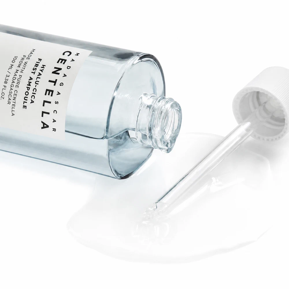 Успокаивающий уход — ампульная сыворотка SKIN1004 Madagascar Centella Hyalu-Cica First Ampoule, 100 мл