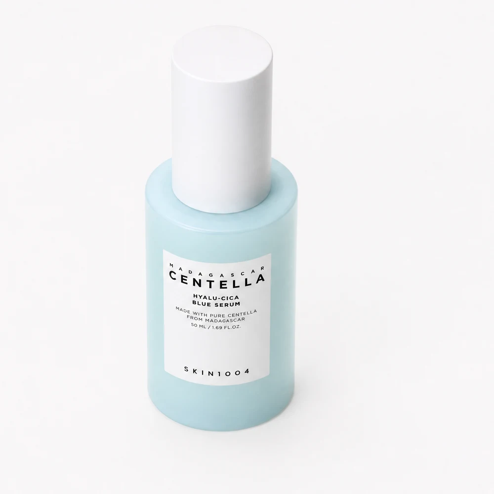 Успокаивающий уход — сыворотка для лица SKIN1004 Madagascar Centella Hyalu-Cica Blue Serum, 50 мл