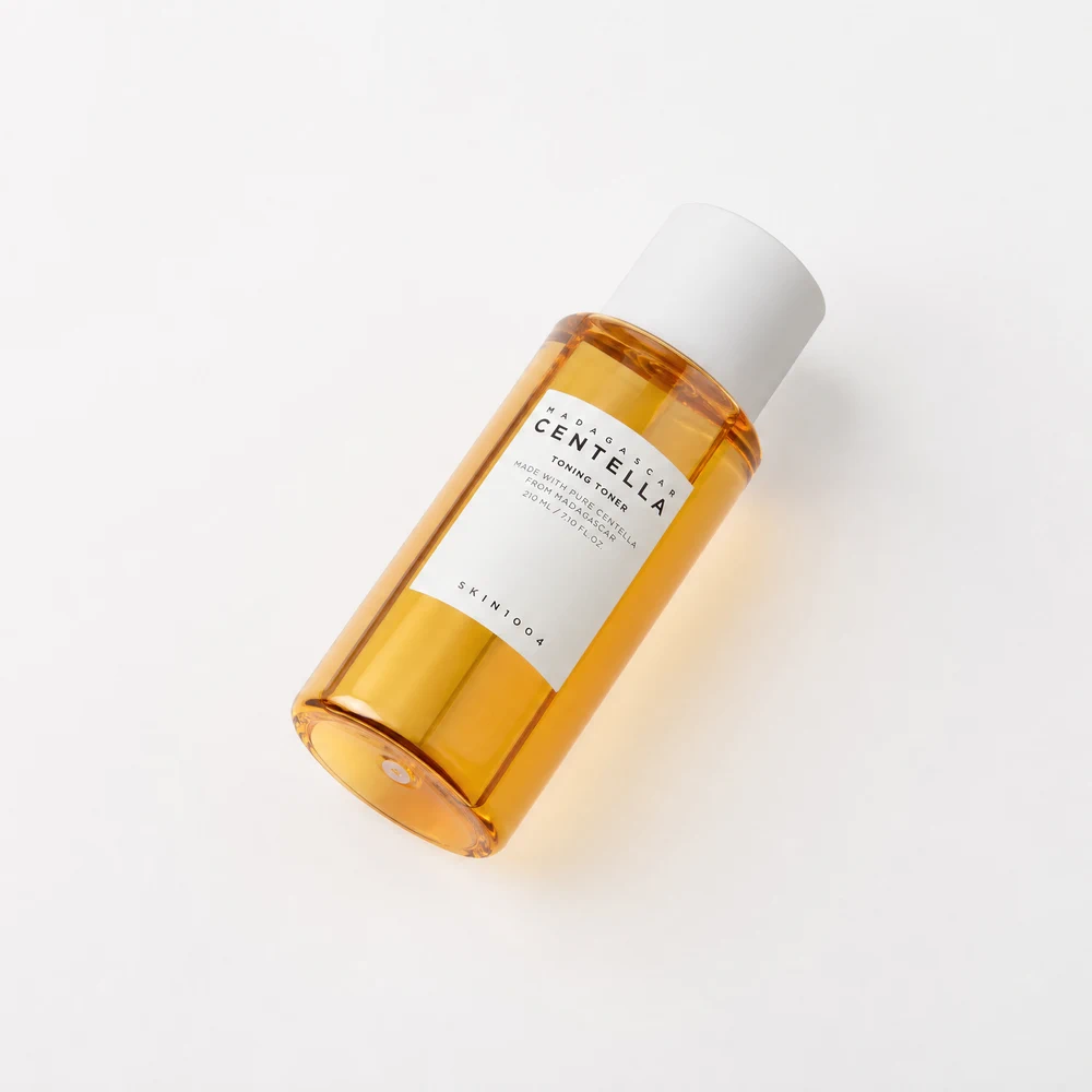 Подготовка кожи — тонер для лица SKIN1004 Madagascar Centella Toning Toner, 400 мл